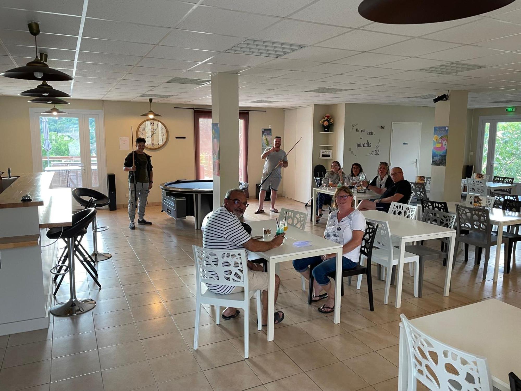Hotel Val St Georges Saint-Georges-de-Luzençon Zewnętrze zdjęcie